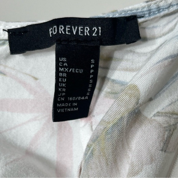 White Tropical Midi Dress - Picture 6 of 8